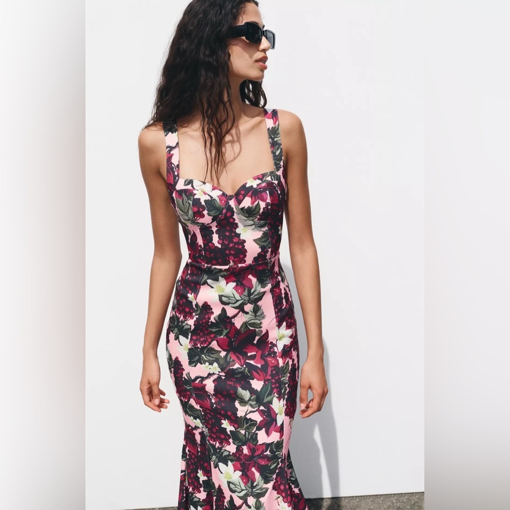 GODET FLORAL DRESS - Picture 2 of 6